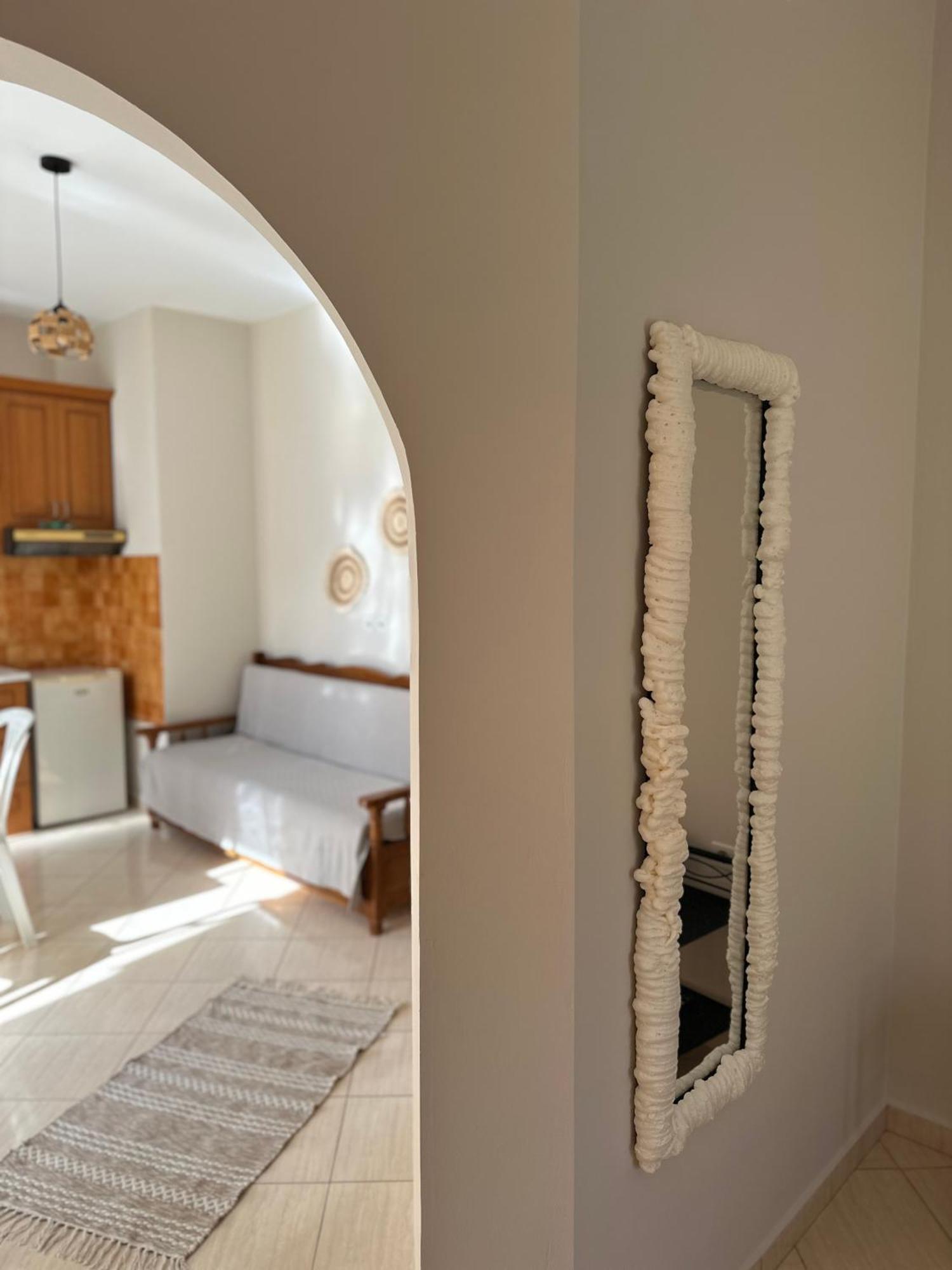 Vila Lemon Tree Sarandë 외부 사진