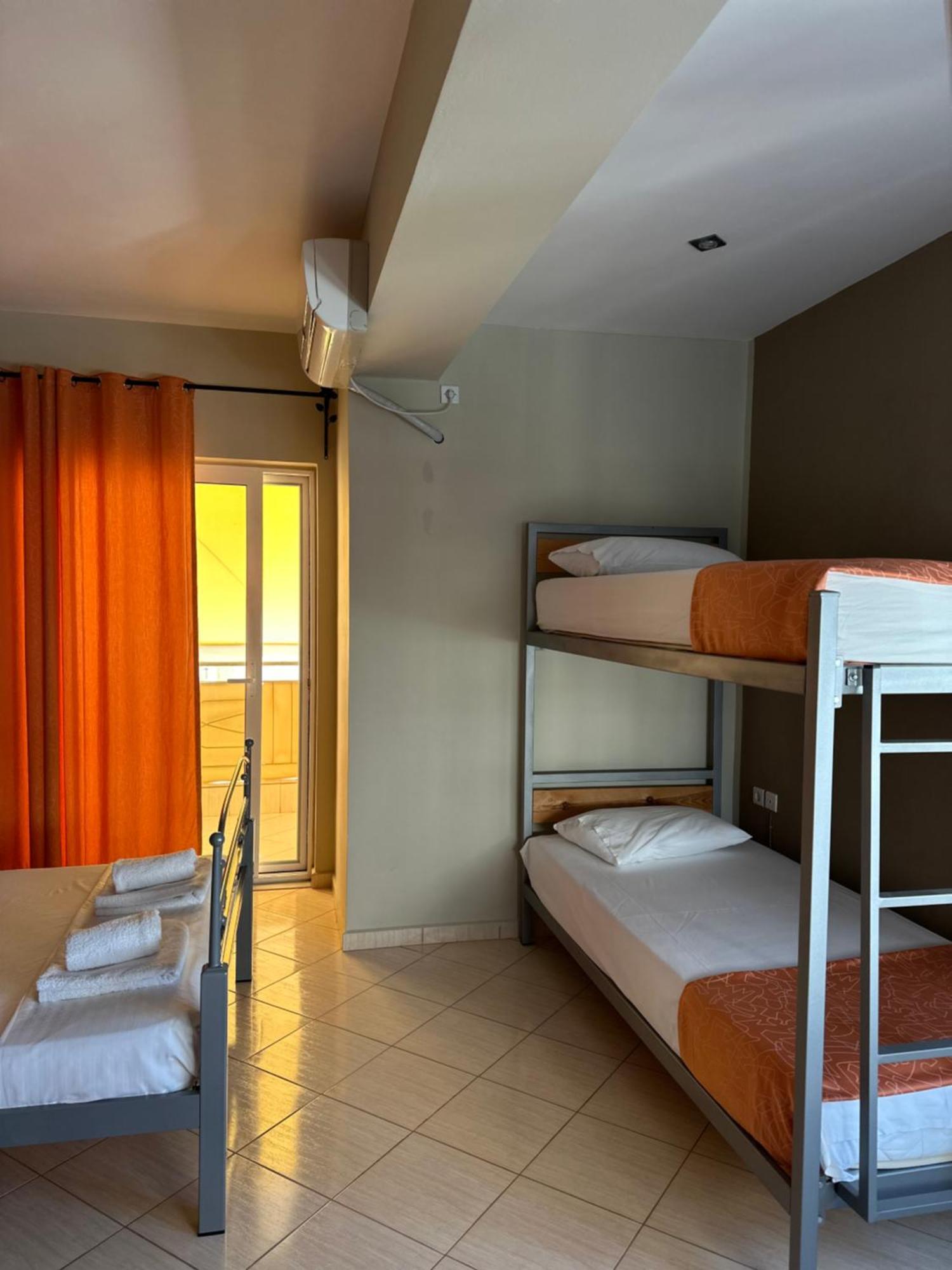 Vila Lemon Tree Sarandë 외부 사진