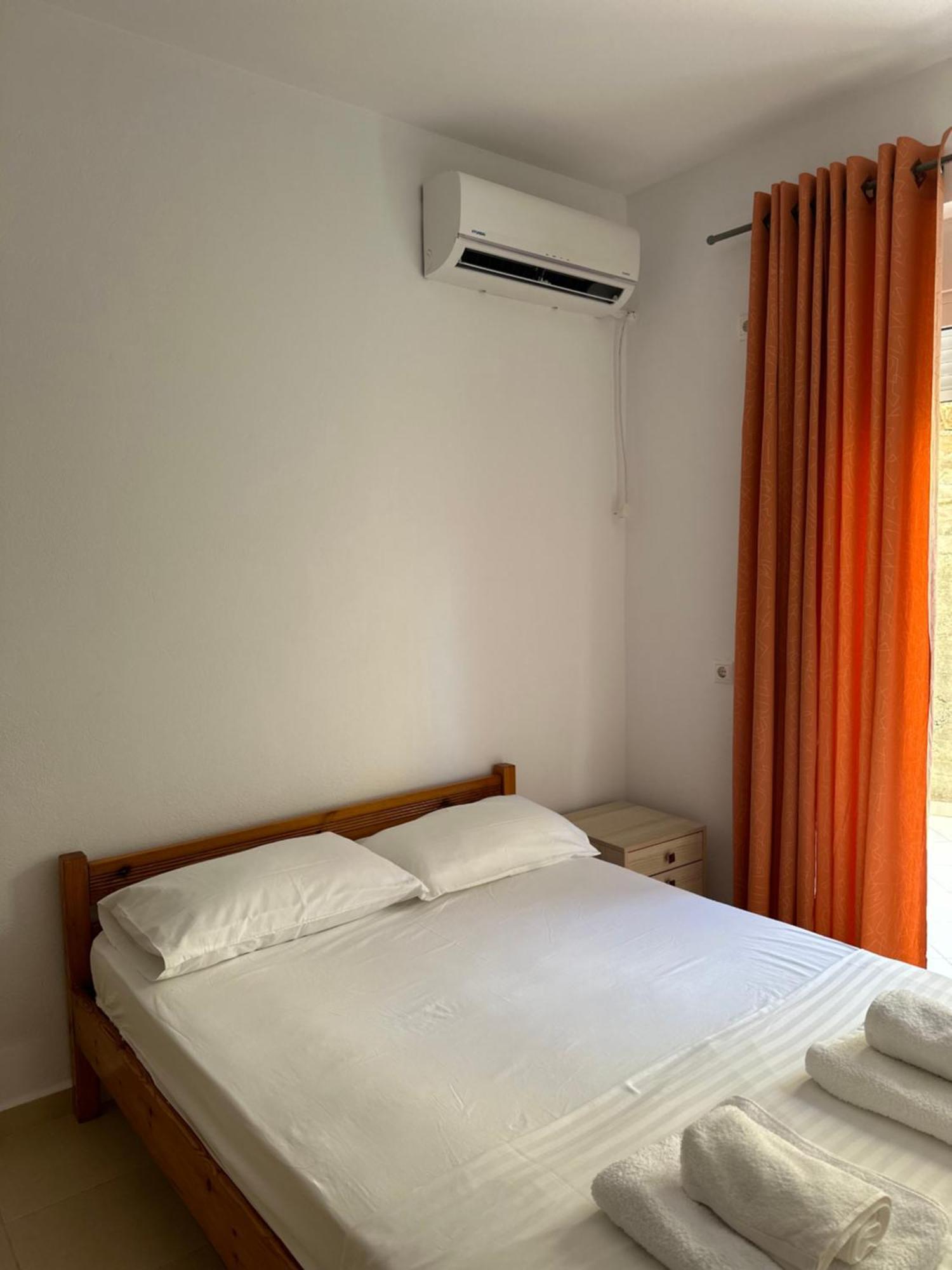 Vila Lemon Tree Sarandë 외부 사진