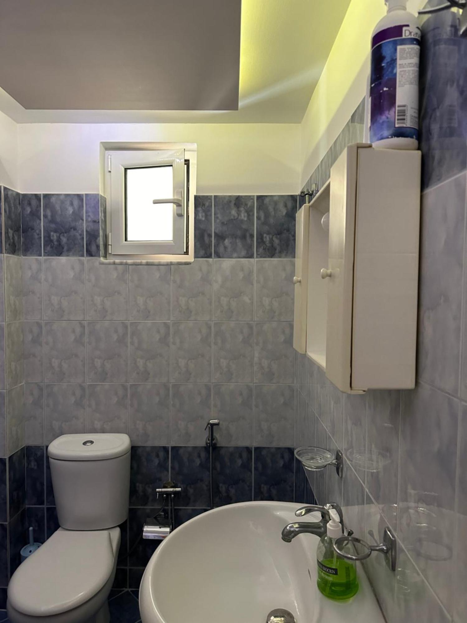 Vila Lemon Tree Sarandë 외부 사진