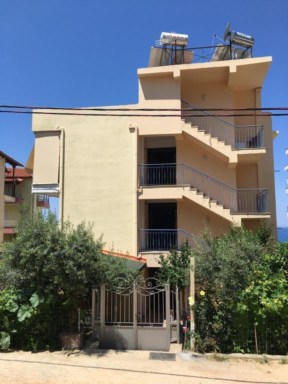 Vila Lemon Tree Sarandë 외부 사진